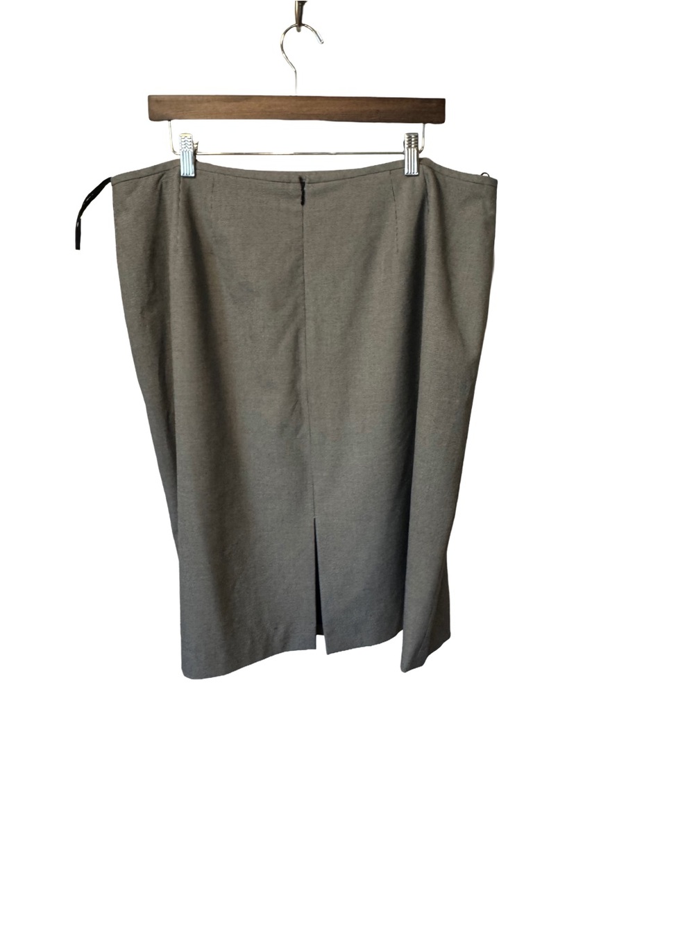 NWT Tahari Classic Black and White Houndstooth Pencil Skirt - Women - Picture 2 of 5